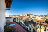 YiD Four suites Ognissanti - Majatalot