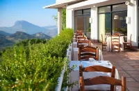Hotel Fuerte Grazalema - ที่มีที่จอดรถ
