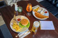 Sunday Hotel des Nordens - Breakfast