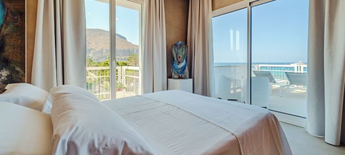 Hybrid Icon Rooms Gallery Hotels in Mondello