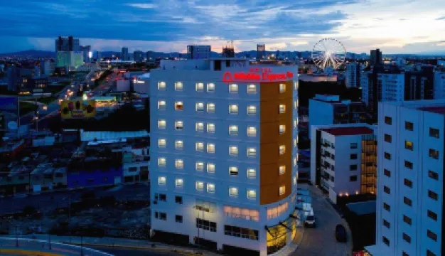 Mision Puebla Angelopolis Hotels in 