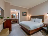 Wyndham Garden Baronne Plaza New Orleans Hotels near Harrell Stadium