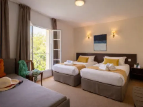 Logis Hotel le Richelieu - Royan Atlantique Hotels in Saujon