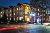 Grand Nur Hotel