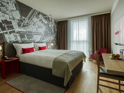 IntercityHotel Amsterdam Schiphol Airport