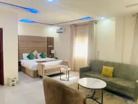 Stallion Luxury Suites - 2 Sao