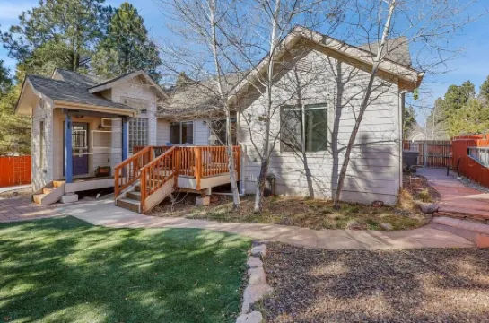 The Ponderosa House | Garage | Quiet neighborhood