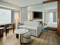 Ômage Hotel, Montreal Laval, a Tribute Portfolio Hotel Hotels in Laval