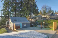 Walk to Shipyard: Bremerton Home w/ Patio!