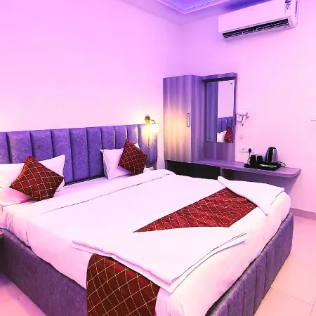 Gautam Inn