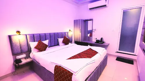 Gautam Inn
