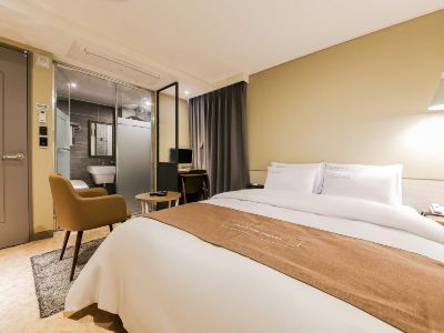 Docking Hotel