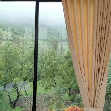 GOLDEN RESORT IGATPURI