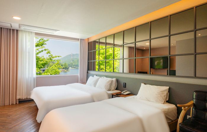 Yangju Signal Drive-in Hotel