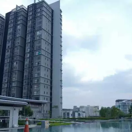 PremierHive - Smart Suites Cyberjaya