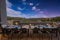 Sedona Epic Dream - 5BR Wow Views! Pool/Spa/Rooftop