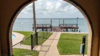 Bayfront W-docks & Fish 3 Patios Prime Location