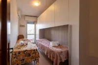 克勞迪婭公寓 - 靠近海灘和停車位