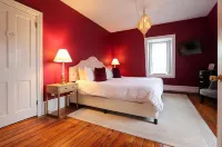 The Hugh Boutique B&B