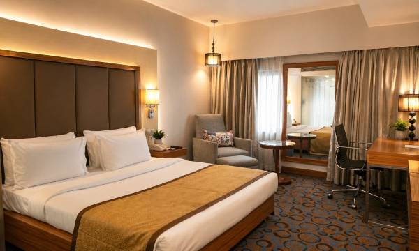 Pride Plaza Hotel, Ahmedabad