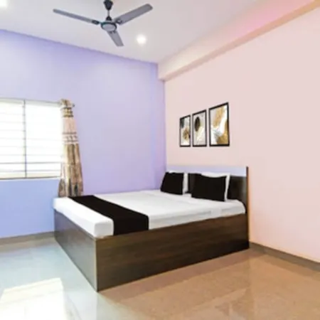 Hotel Aryanandan - Near Ram Mandir