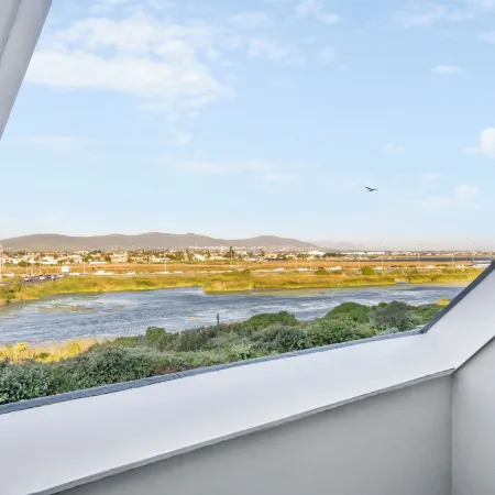 Dolphin Beach Hotel Self Catering Apartments
