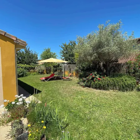 Colum Rine - Charming Villa w Private Pool Garden in Colomiers