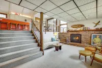 Game Room! Mid-Century Escape in the Northwoods - 3-Star