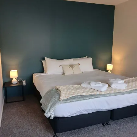 Suncrest Villas