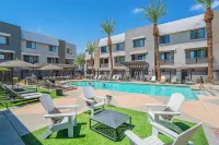 Chic Stay Near Westgate Pool, Gym, Parking & W/D