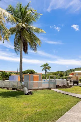 Caribbean View for You 1 Bedroom Condo by RedAwning - Homestays