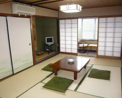 Yanai Ryokan Hotels near Yuda Onsen