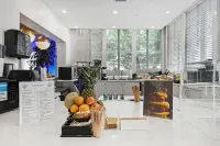 Townhouse Hotel - Desayuno