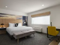 Aiden Sacramento Downtown Hotels near Raley Field