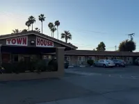 Townhouse Motel Hotels in Tracy