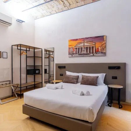 Urban Vatican Rooms 2