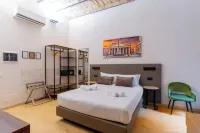 Urban Vatican Rooms 2