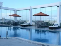 Hai Ba Trung Hotel & Spa - Pools