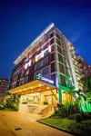 Crystal Jade Hotel - Kolam Renang