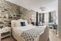 Auberge Place d'Armes - Auberges