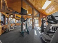 Cozy Canadian Lakes Cottage - Gym