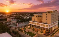 Sunrise Hotel - Parking