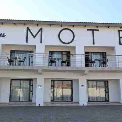 The Ulysses Motel Hotel Exterior