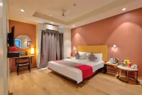 The Roseman Hotel and Suites - parking