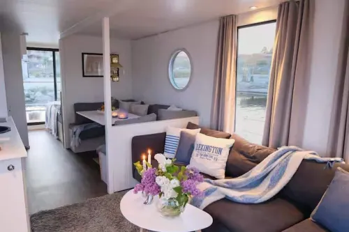 Solvesborg Houseboat With Harbour Views - Sleeps 4 - Homestays