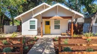 Bella Villa - Vine Cottages by Avantstay Hot Tub + Firepit + Bocce Downtown Paso Robles - con encanto