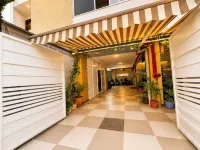 Hotel 5 Star RaceCourse - 2 stelle