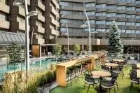 Delta Hotels Quebec - ที่มีสระว่ายน้ำ