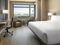 AC Hotel Oakland Downtown Hotels near Paramount Theater