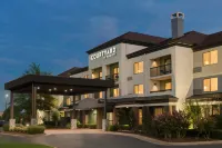 Courtyard Tulsa Central - بار